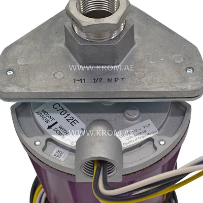 Honeywell C7012E1112/U UV detector 120VAC self-check