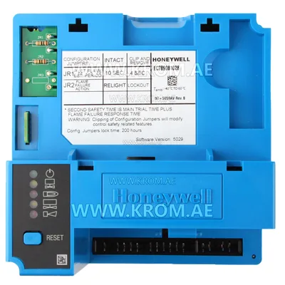 Honeywell EC7890B1028 burner control