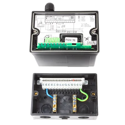 Kromschroeder IFD244-3/1WI (84621026) burner control unit